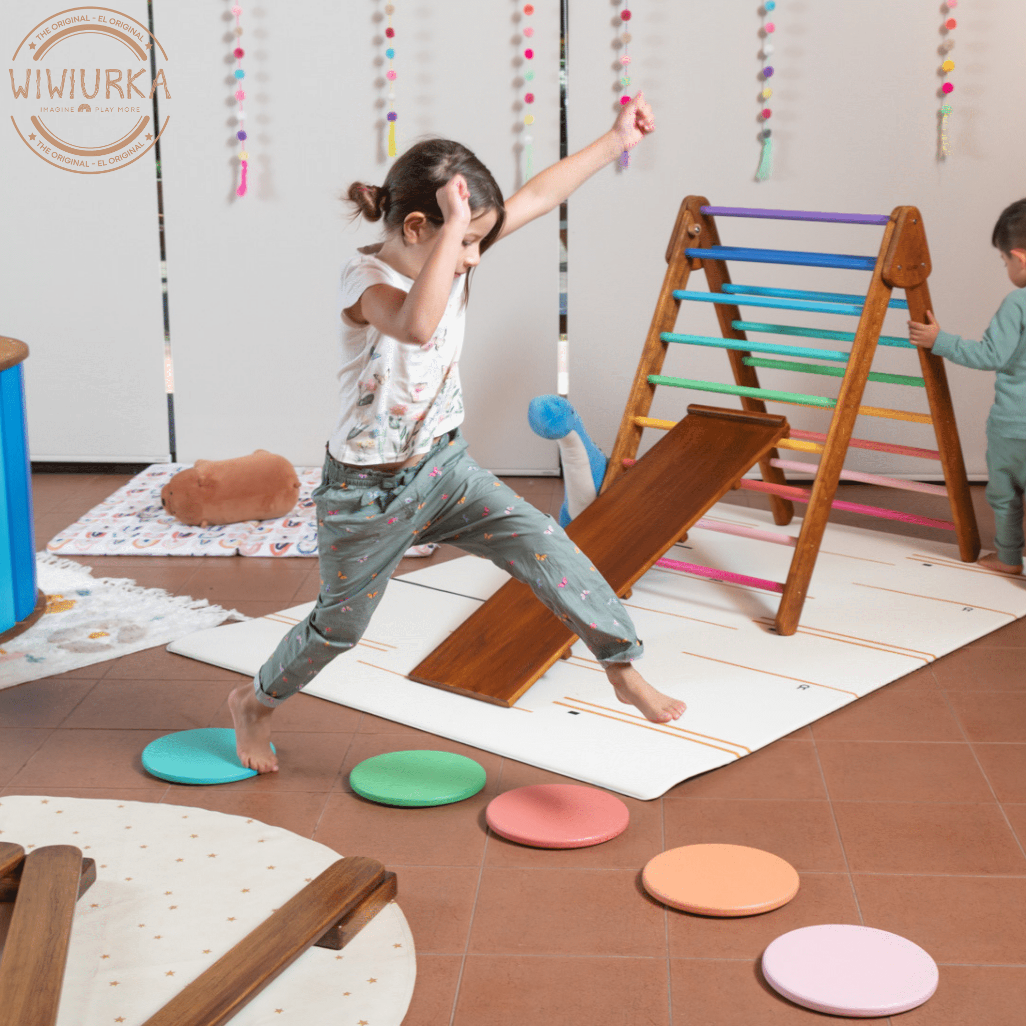 WIWI PAWS KIDS STEPPING STONES